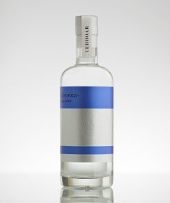 TERROAR Šljivovica 0,7L - Voćna rakija od šljive s uravnoteženim okusom i mirisom, savršena kao aperitiv ili digestiv. Jako alkoholno piće iz Hrvatske.